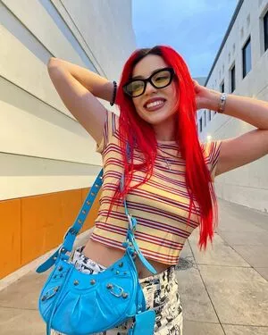 Ava Max OnlyFans Leaked Free Thumbnail Picture - #yhjdeuNebI