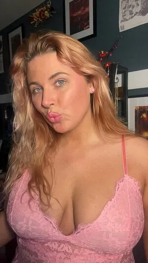 Averageallison OnlyFans Leaked Free Thumbnail Picture - #5vG7LxOc4J