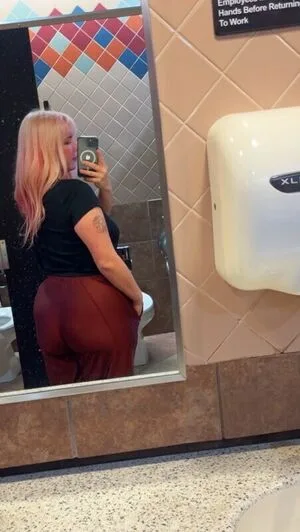 Averageallison OnlyFans Leaked Free Thumbnail Picture - #rS5KjjjROb