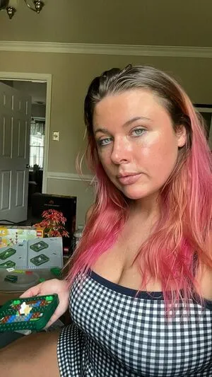 Averageallison OnlyFans Leaked Free Thumbnail Picture - #ve9MO05jtb