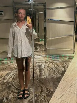 Avery Shipp OnlyFans Leaked Free Thumbnail Picture - #9DvYIvOIvQ