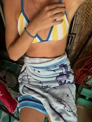 Avery Shipp OnlyFans Leaked Free Thumbnail Picture - #VIzzIYADUU