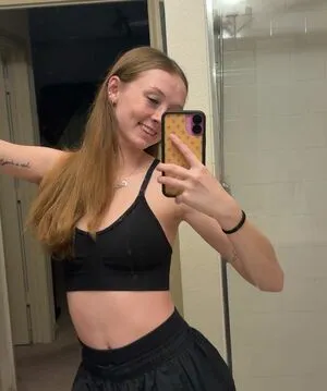 Avery Shipp OnlyFans Leaked Free Thumbnail Picture - #m9gG6apif0