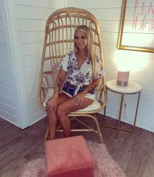 Avery Trail OnlyFans Leaked Free Thumbnail Picture - #QwidohPyu3