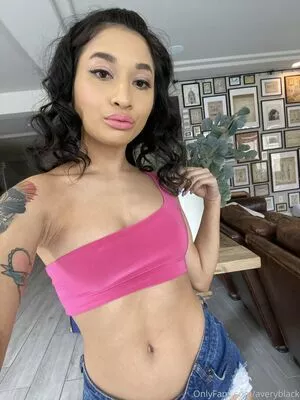 averyblack OnlyFans Leaked Free Thumbnail Picture - #1re6fbbf0n