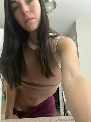 Averyfoxx Thumbnail Picture