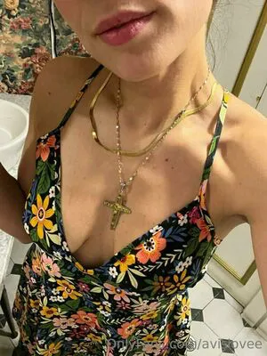 Avislovee OnlyFans Leaked Free Thumbnail Picture - #aP1fXK2tLr