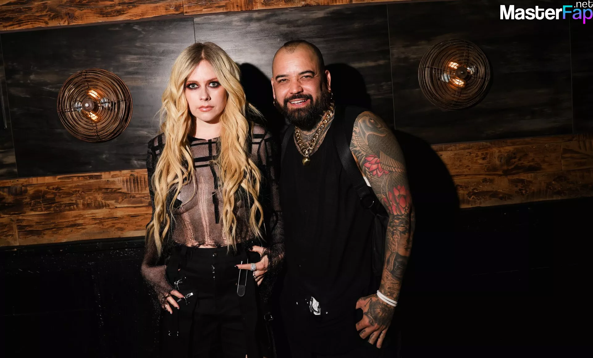 Avril Lavigne Nude OnlyFans Leak Picture 5BBIt0MQuF | MasterFap.net