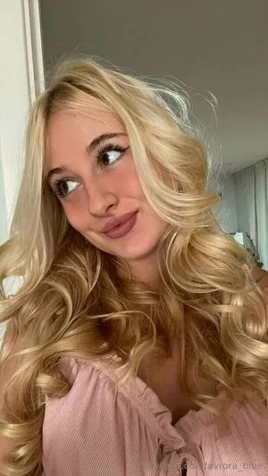 Avrora Blue OnlyFans Leaked Free Thumbnail Picture - #4bsA4DUC1X