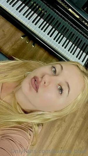 Avrora Blue OnlyFans Leaked Free Thumbnail Picture - #7agJGdB63i
