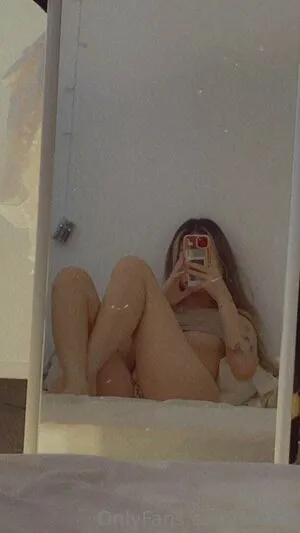 Avvee OnlyFans Leaked Free Thumbnail Picture - #uy72WseFsW