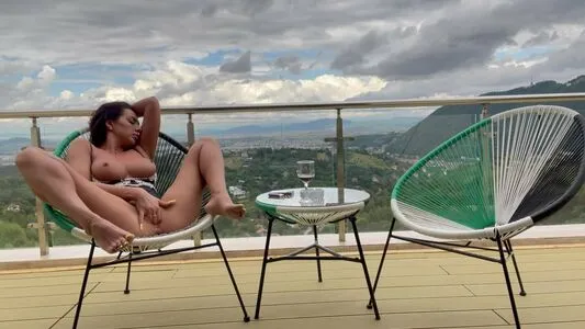 Awesomeely Thumbnail Picture