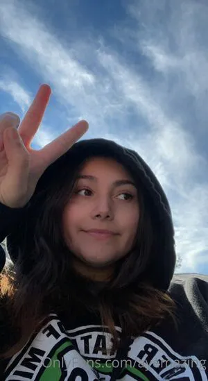 Ayemazing Thumbnail Picture