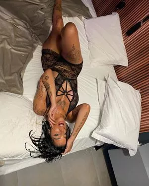 Azzy OnlyFans Leaked Free Thumbnail Picture - #Q6cNZiI7HT