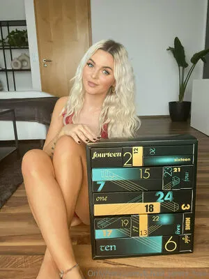 B Had Jenny Free Thumbnail Picture