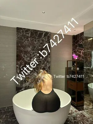 B742741 OnlyFans Leaked Free Thumbnail Picture - #24KXsHbYR5