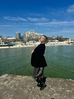 Baby Adele18 OnlyFans Leaked Free Thumbnail Picture - #8Tq9SiiSCA