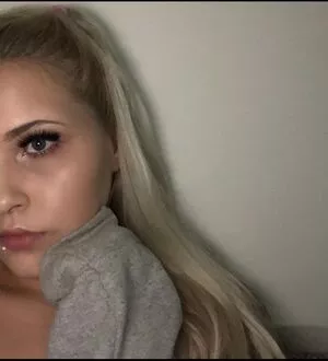 Babygirlxx Thumbnail Picture