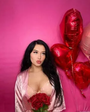 Baddie Madi Thumbnail Picture