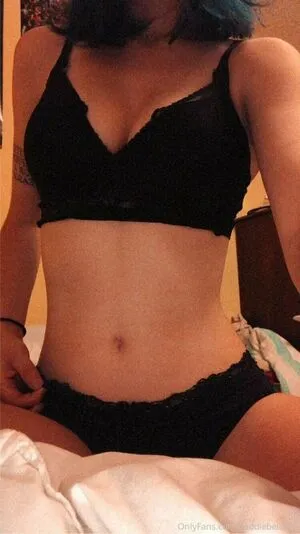 Baddiebelllaaa Thumbnail Picture