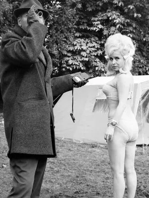 Barbara Windsor OnlyFans Leaked Free Thumbnail Picture - #vPftJbcsyn