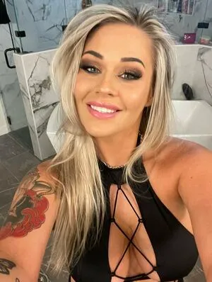 Barbiebrookeecc Thumbnail Picture