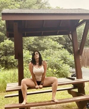 Barefootmamamn Thumbnail Picture