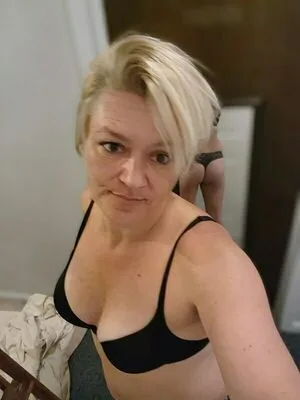 Basedmama OnlyFans Leaked Free Thumbnail Picture - #AvanqxVXWL