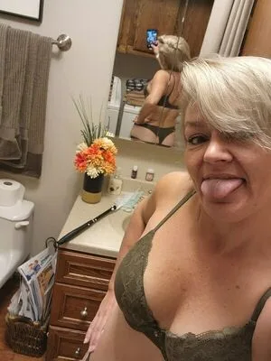 Basedmama OnlyFans Leaked Free Thumbnail Picture - #F2cW6xi8dI