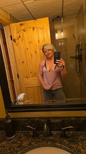 Basedmama OnlyFans Leaked Free Thumbnail Picture - #GBEEmy8tV3