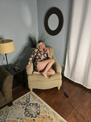 Basedmama OnlyFans Leaked Free Thumbnail Picture - #JchgSGfVs1