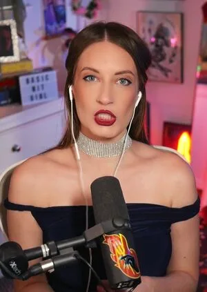 Basicwitgirl OnlyFans Leaked Free Thumbnail Picture - #E3WQ6OPwgG