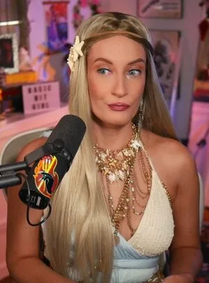 Basicwitgirl OnlyFans Leaked Free Thumbnail Picture - #kvxDSQ8T2L