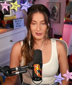 Basicwitgirl OnlyFans Leaked Free Thumbnail Picture - #oKT39C5wsM