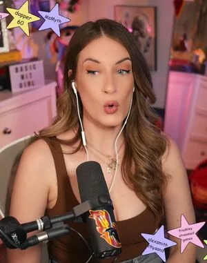 Basicwitgirl OnlyFans Leaked Free Thumbnail Picture - #qDIvHNRzC3