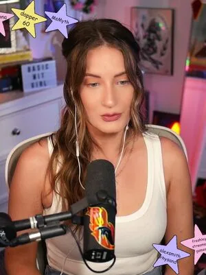 Basicwitgirl OnlyFans Leaked Free Thumbnail Picture - #yoKM27GKCY