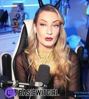 Basicwitgirl OnlyFans Leaked Free Thumbnail Picture - #wkivK0h0Dh