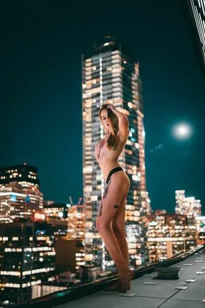 Batmoan OnlyFans Leaked Free Thumbnail Picture - #ke8VnW8iU9