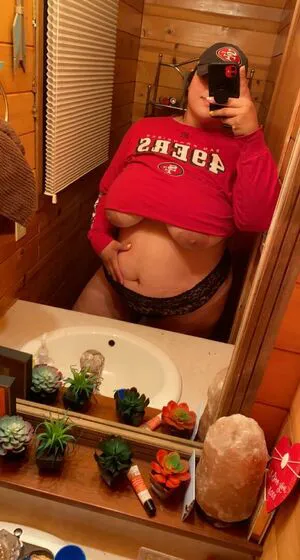 Bbw Essence Xoxo Thumbnail Picture