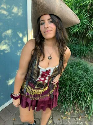 Beachyhaircali Thumbnail Picture