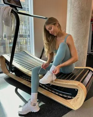 Beatrice Bouchard OnlyFans Leaked Free Thumbnail Picture - #lo4aUtYyC8