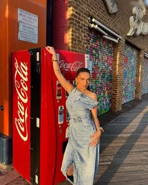 Beatrix Ramosaj OnlyFans Leaked Free Thumbnail Picture - #KpIzMPWmcU