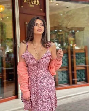 Beatrix Ramosaj OnlyFans Leaked Free Thumbnail Picture - #nSPWOnyJsx