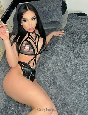 Beatrixxnx Thumbnail Picture