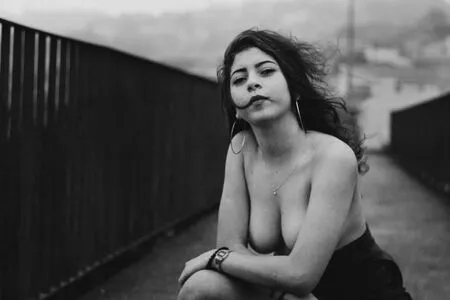 Beatriz Sales Thumbnail Picture