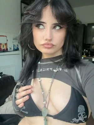 Beaucupples Thumbnail Picture