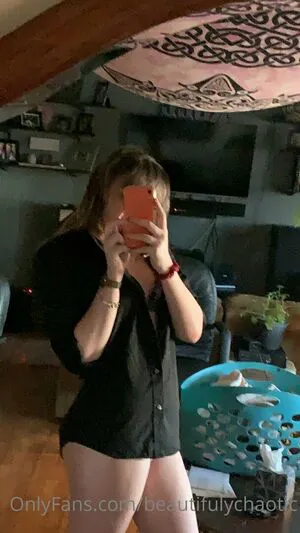 Beautifulychaotic Thumbnail Picture