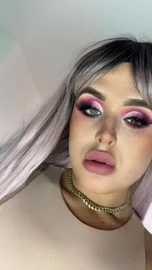 Bebe Chloe Thumbnail Picture