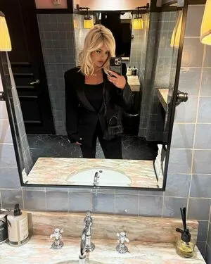 Bebe Rexha Thumbnail Picture