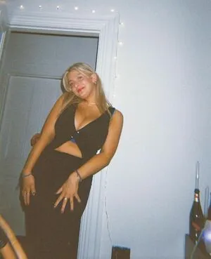 Becca M Thumbnail Picture